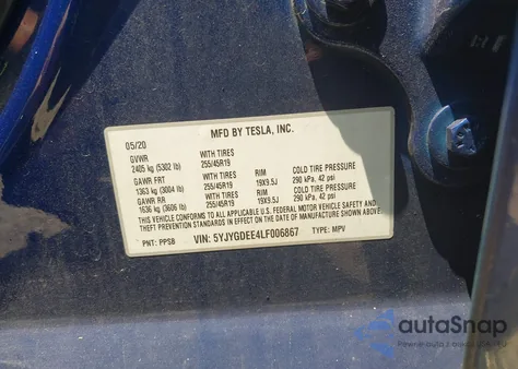 2020 Tesla Model Y Long Range Dual Motor All-Wheel Drive z USA, uszkodzony, nr VIN 5YJYGDEE4LF006867